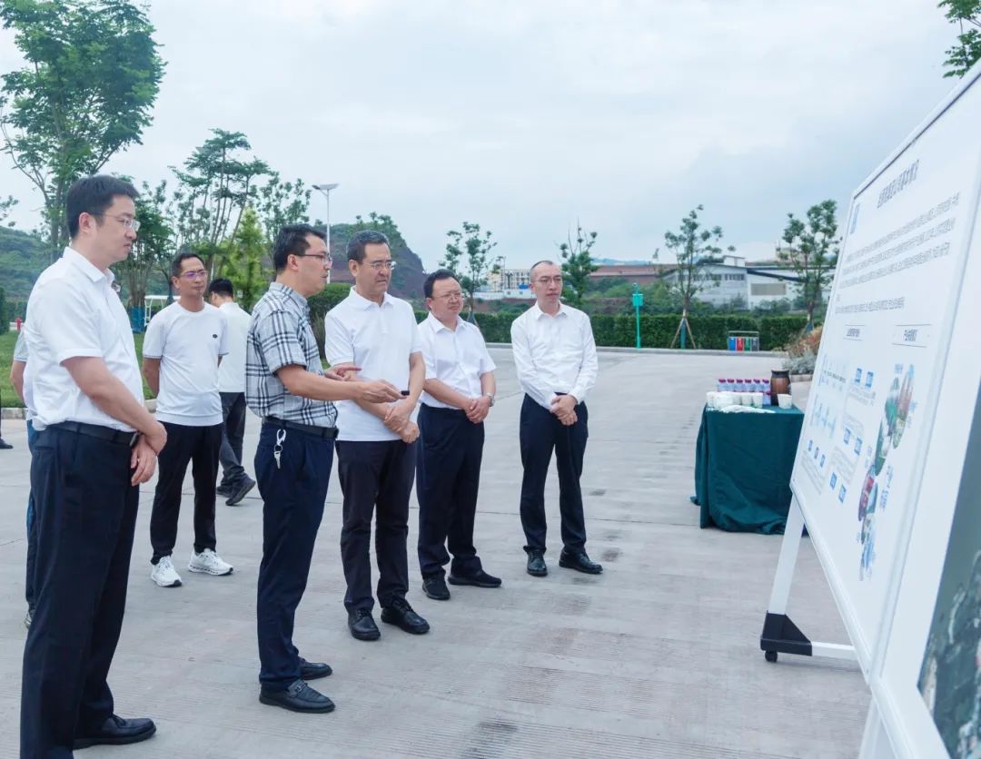 省国资委党委书记、主任冯文生赴宜宾调研国企改革深化提升行动工作并主持召开片区座谈会